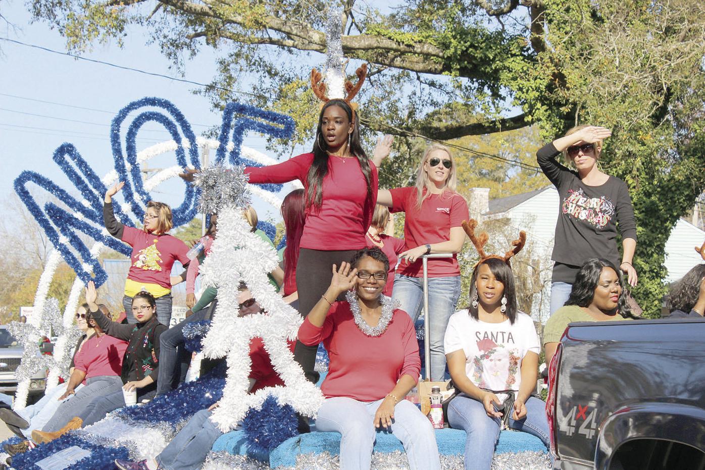 Christmas Parade In Conway Sc 2022 Conway Promises Its Best Christmas Parade Ever This Saturday |  Entertainment | Myhorrynews.com