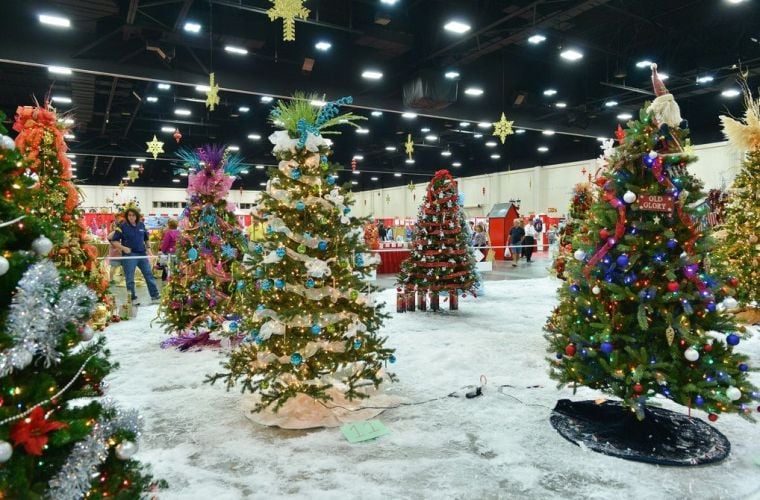 Annual Dickens Christmas show returns to Myrtle Beach Convention Center