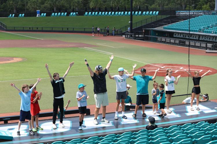 CCU Baseball Omaha sendoff (15).JPG