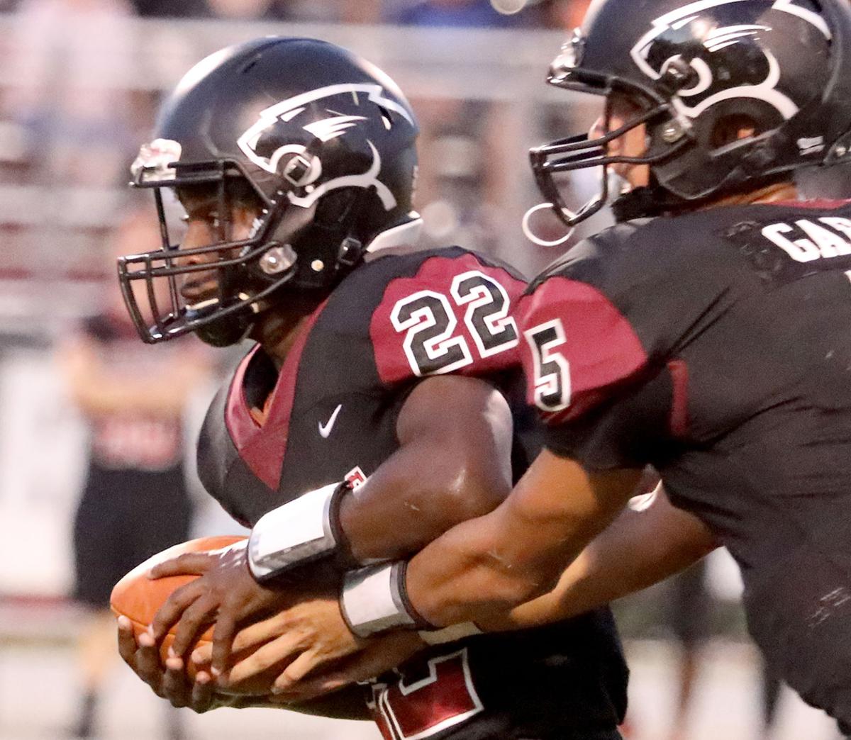 What Do High School Football Players Do When Practices And Games Are Canceled They Hold Their Own Workouts And Help Flood Victims Football Myhorrynews Com