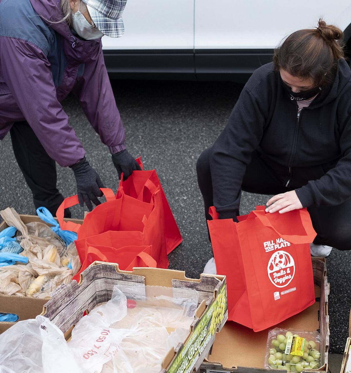 0205 food distribution_JM07.JPG