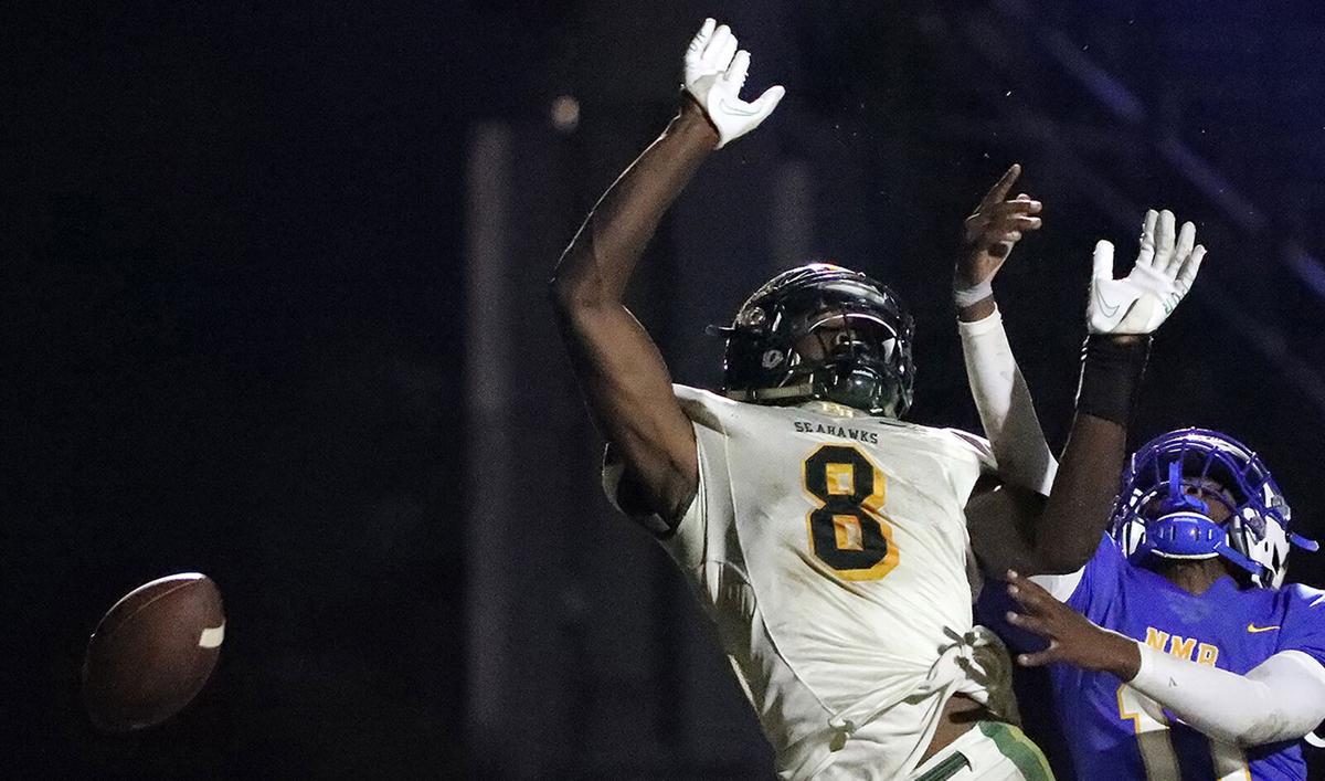 1127 NMB MB football_JM02.JPG