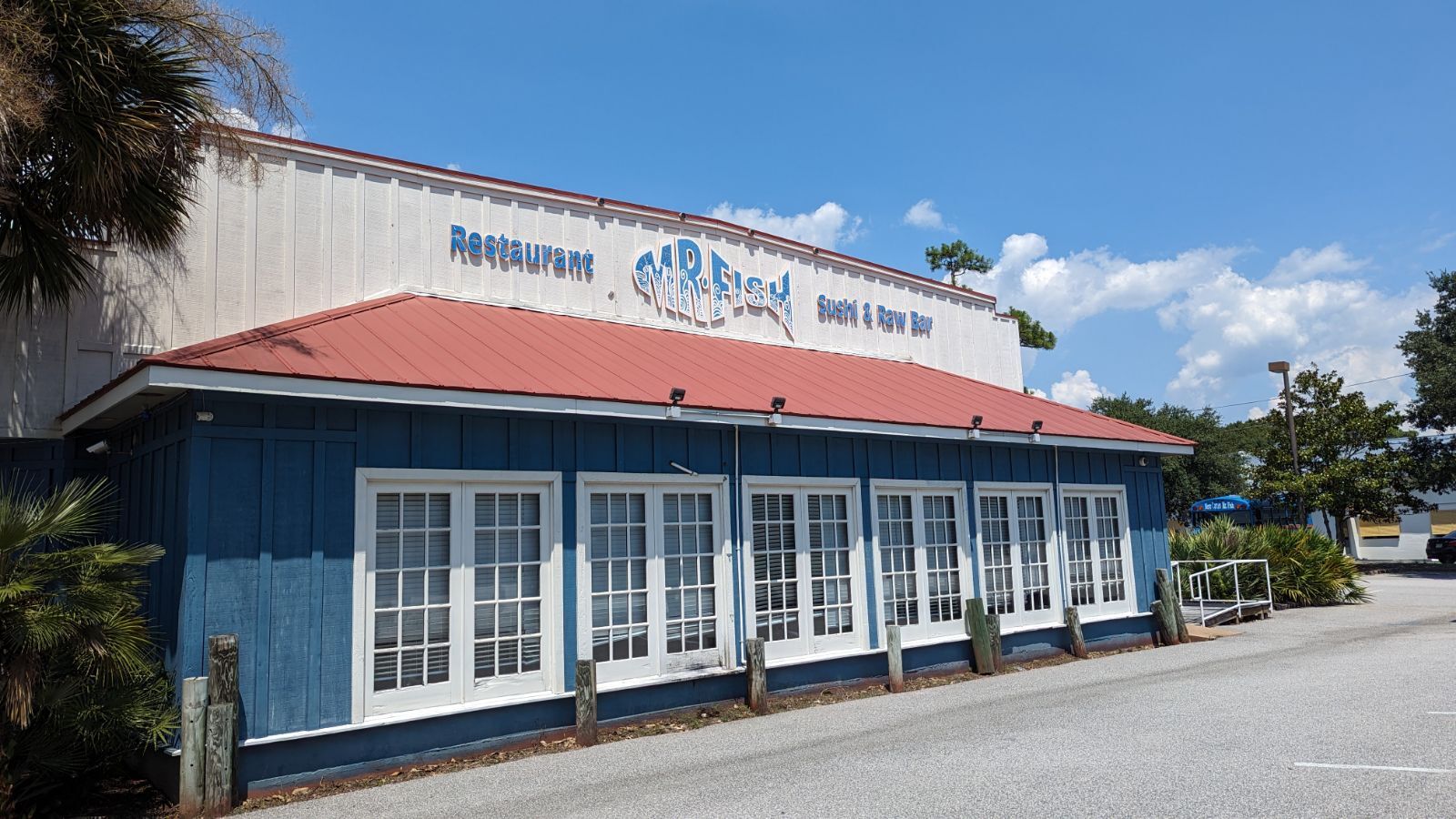 Mr. Fish Market Myrtle Beach: A Seafood Lover’s Paradise