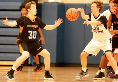 Local Hoops Team Wins National Crown Basketball Myhorrynews Com