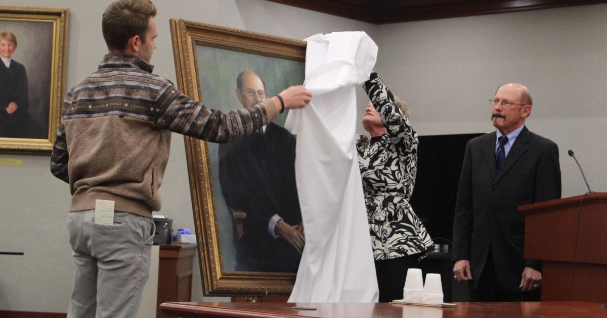 Judge Notty Longtime 15th circuit judge’s portrait unveiled | News | myhorrynews.com