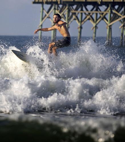 712 surfer Biondo_JM01.JPG
