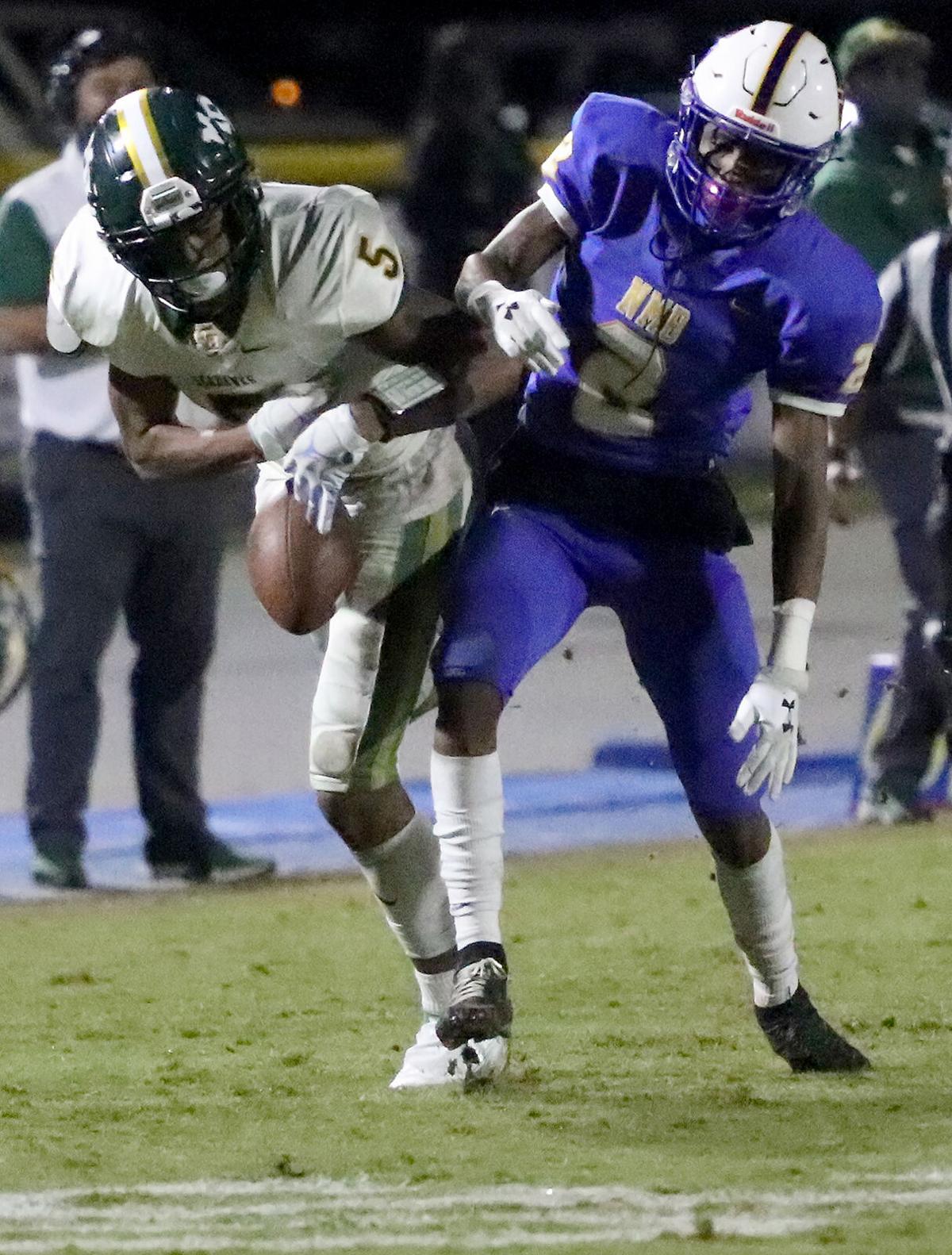 1127 NMB MB football_JM27.JPG
