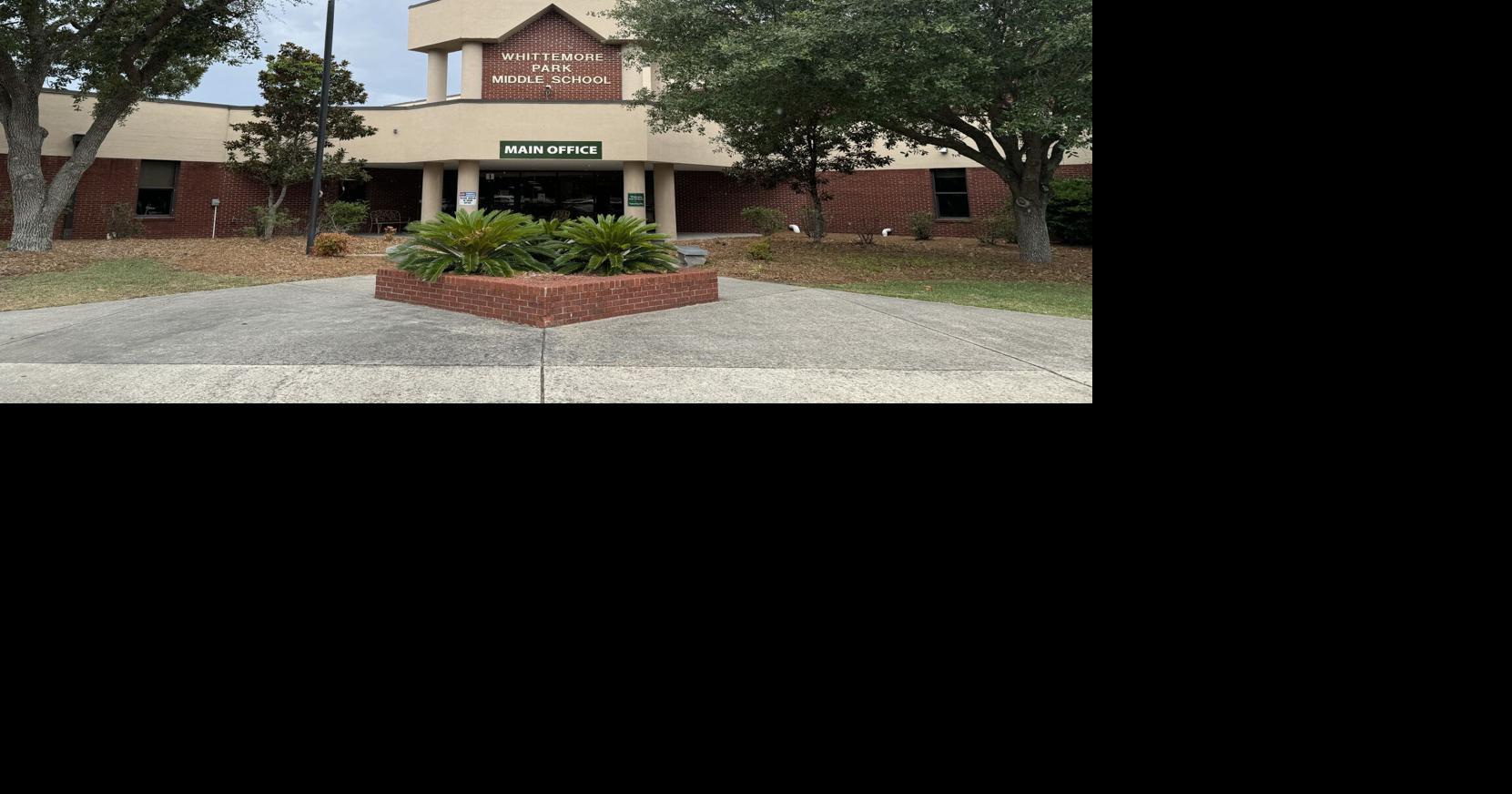 Horry County Schools requires middle school devices to stay at school, no digital homework