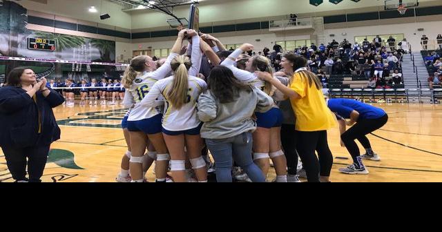 North Myrtle Beach volleyball team wins second straight state title