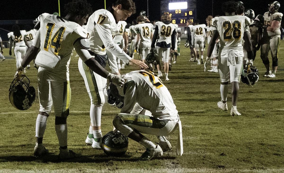 1127 NMB MB football_JM31.JPG