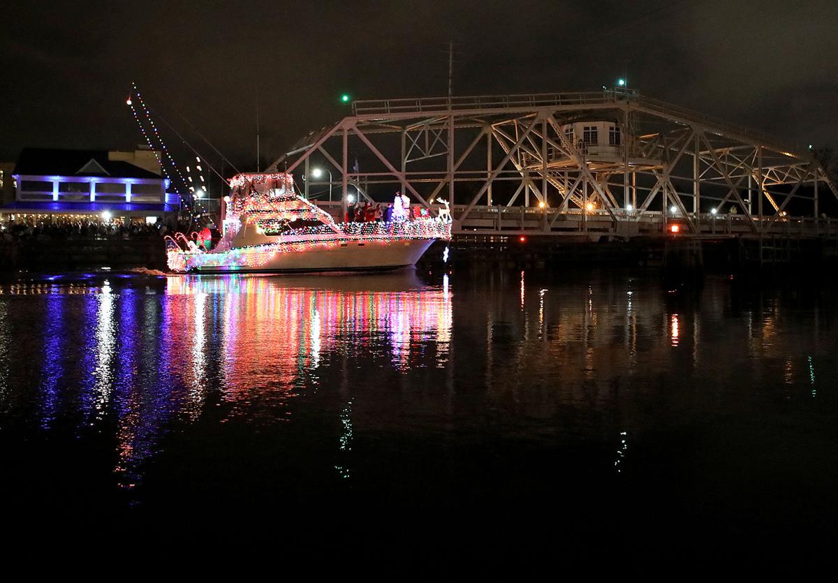 Intracoastal Christmas Regatta in North Myrtle Beach Gallery Intracoastal Christmas Regatta in North Myrtle Beach Gallery