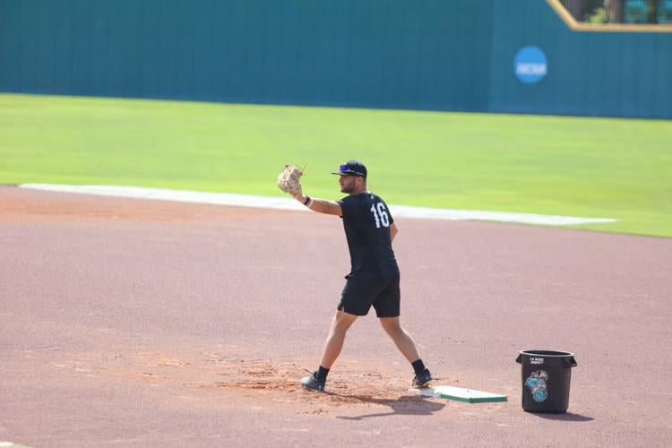 CCU Baseball Omaha sendoff (14).JPG