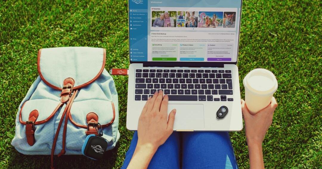 ThePhotoStick® Omni and Gear Collection Help Families Protect Summer Vacation Memories with Simple Backup and Organization Tools