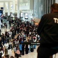 House Republicans reject Senate bid to end US airport chaos