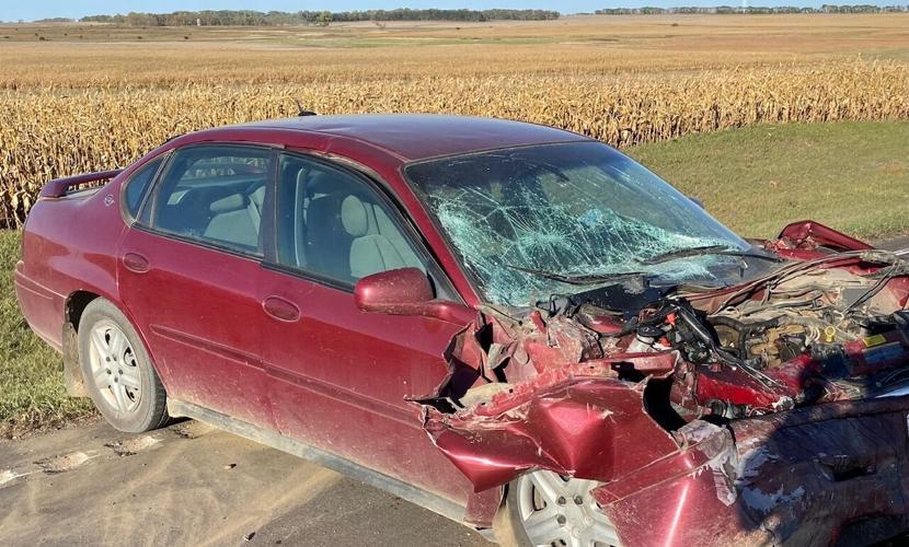 Distracted driver took eyes off road and crashes into grain trailer ...