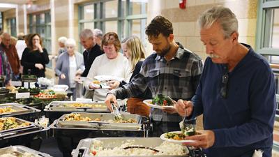 There were 250 people at the Taste of Arnold event.