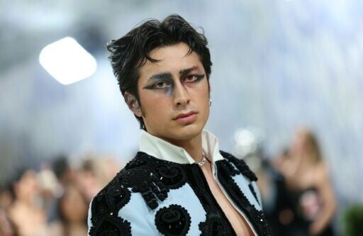 'Heated Rivalry' star Hudson Williams wears Balenciaga to the Met Gala