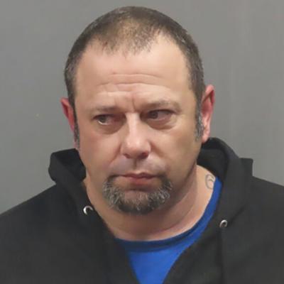 Fenton-area man admits to sexually abusing two girls