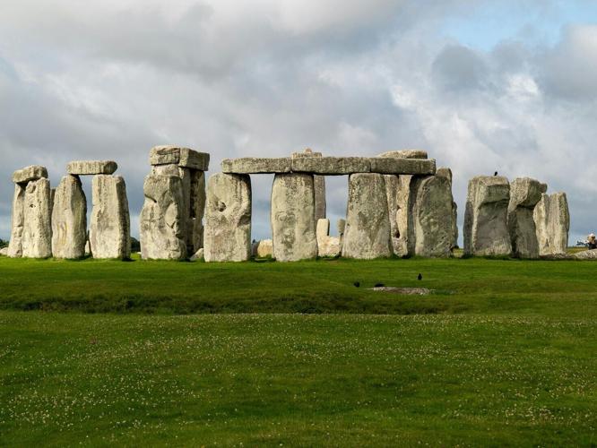 stonehenge_featured