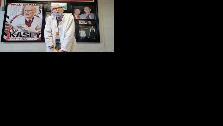 Retired Fox High science teacher Art Kasey dies