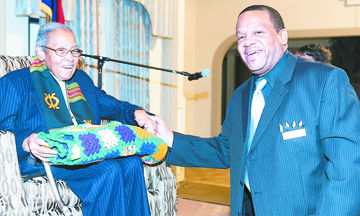 Ted Howell D3-36.jpg