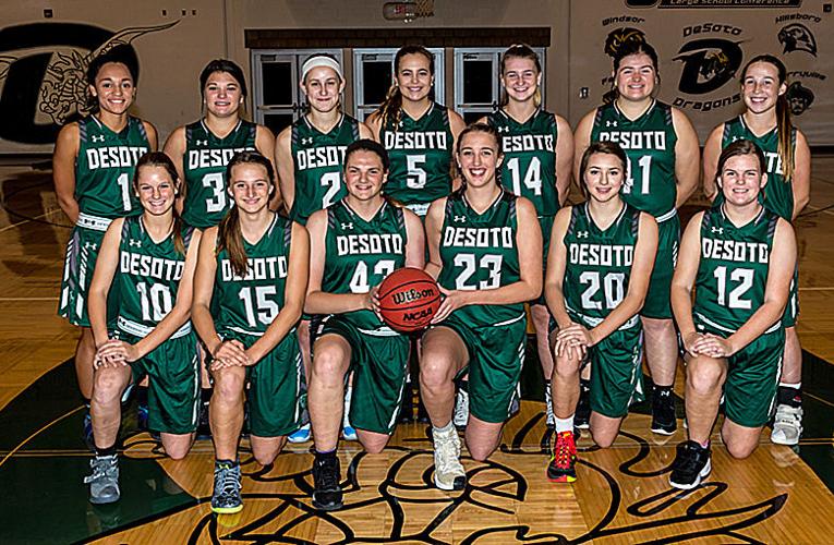 De Soto girls basketball team