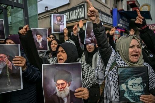 In Istanbul, pro-Iranian protesters denounced the US-Israeli offensive