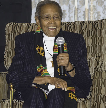 Ted Howell D4-43.jpg