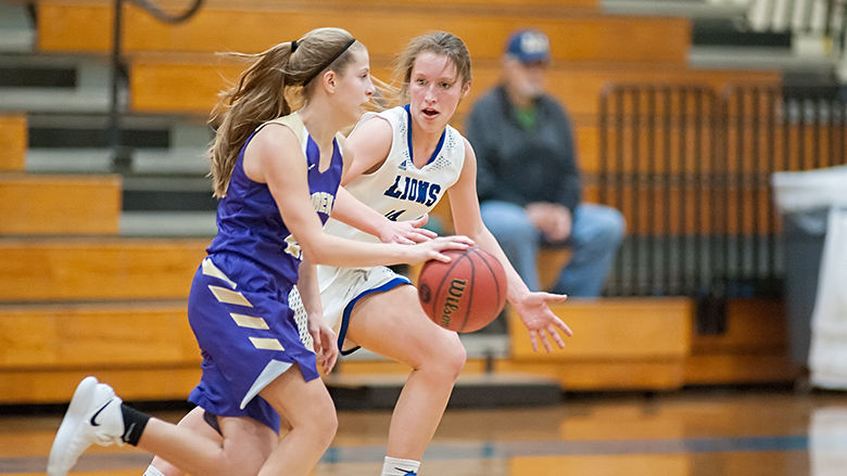 Northwest Vs. Eureka Girls Basketball– Photos By Lisa Rigdon 