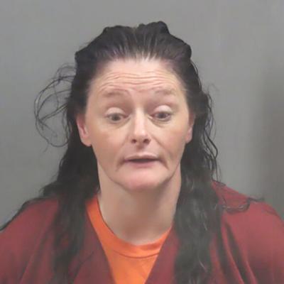 De Soto woman charged with DWI, trespassing