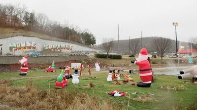 The House Springs pond was redecorated using donations from the community.