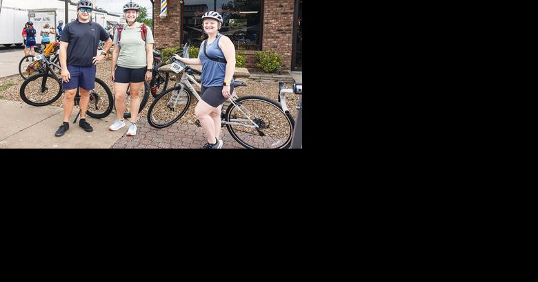 Bottleneck Bridge Ride draws hundreds | Local News - Vimarsana News