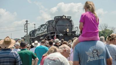 Big Boy No. 4014 made a 15-minute whistle stop Monday in Pacific, attracting about 3,000 people to see the largest operating steam locomotive.