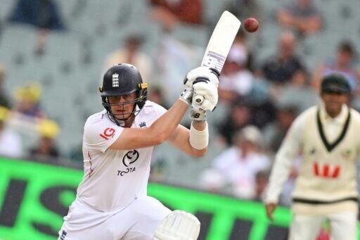 Jamie Smith made 60 for England before falling to Mitchell Starc