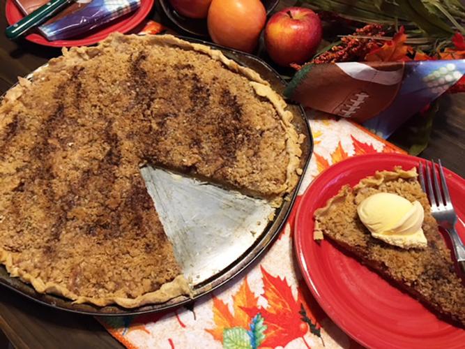 Apple Crisp Pizza