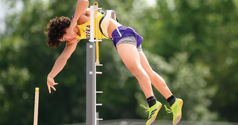 EUREKA SPORTS UPDATE: Samuelson sets Class 5 state record at MSHSAA track and field championships