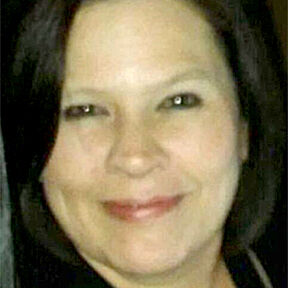 Bennett, Shelly web.jpg