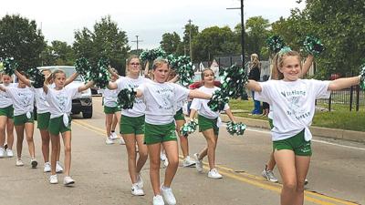 The De Soto School District will hold its homecoming parade at 3 p.m. Friday.