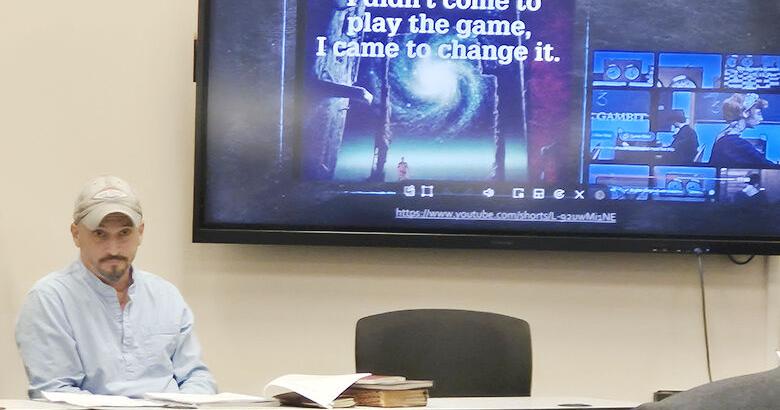 Seckman High teacher fights to keep job