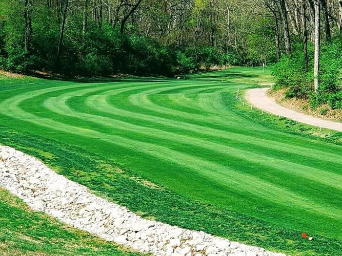 Sugar Creek Golf Course & Banquet Center 3 - Outdoor Guide