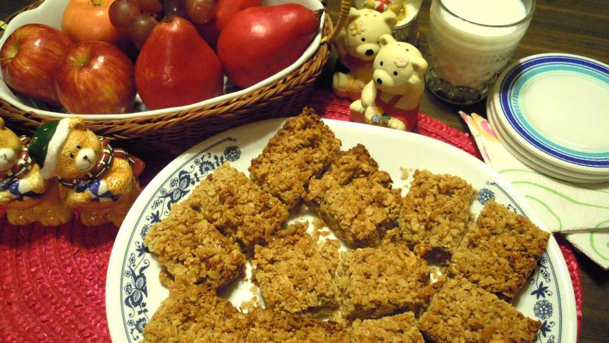 chewy oat honey bars