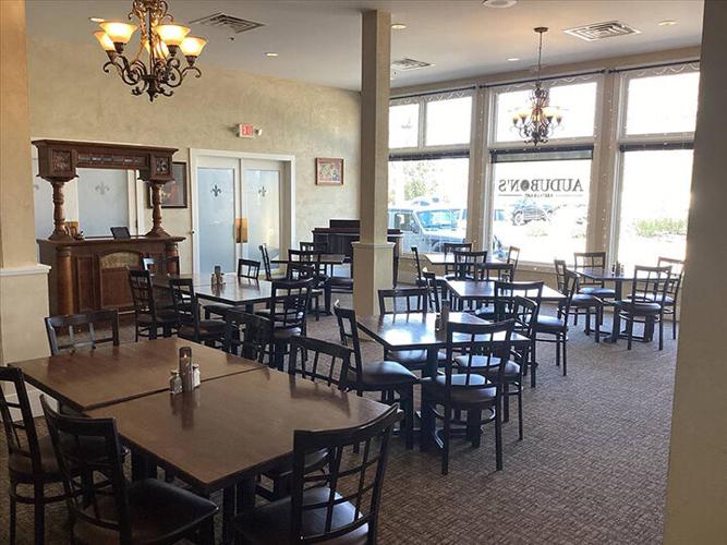 Gibson's Audubon's Hotel Restaurant & Bar 1