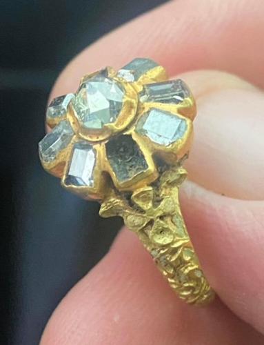 Detectorist unearths ‘once in a lifetime’ 16th century eight diamond ring