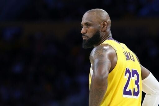 LeBron James' 28 points helped the Los Angeles Lakers defeat Houston and take a 2-0 lead in their best-of-seven series
