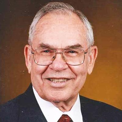 Arch McGougan, 96, De Soto