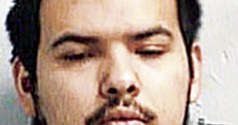 Former Walmart employee allegedly called in bomb threats to Arnold ...