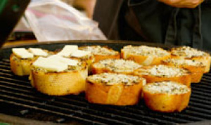 BASIL HAVARTI CROSTINI 