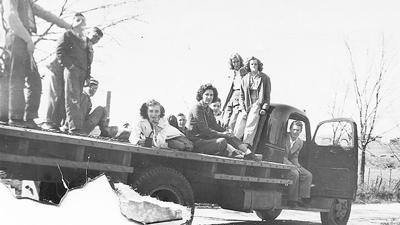 The 1948 photo of the church youth group, including Flossie Akins Eades, seated center front.