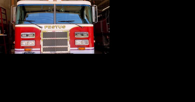 Firefighters respond when construction crew strikes gas main | Police Fire - Vimarsana News