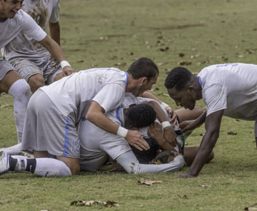 Ted Howell D4-318.jpg